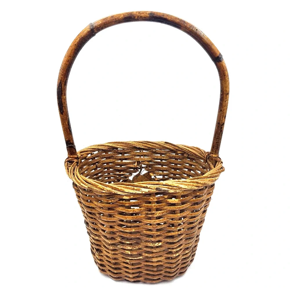 Vintage Farmhouse Basket with Strawberries Bamboo Handle 17x6